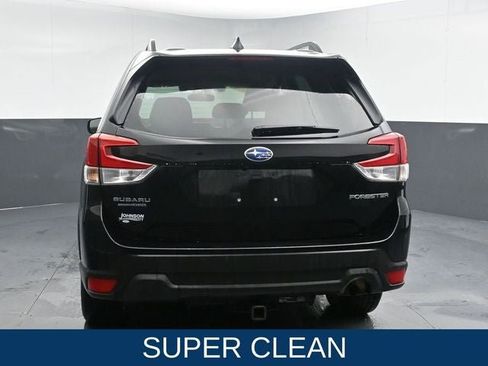 Used 2020 Subaru Forester Premium image 10
