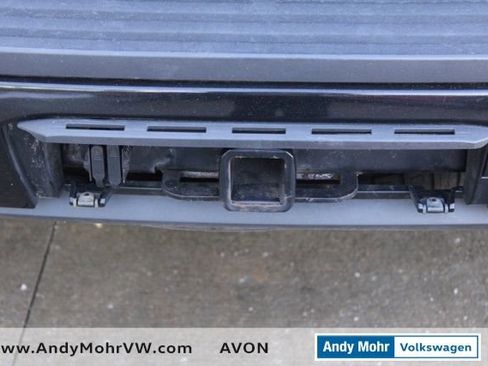 Used 2016 GMC Yukon SLT w/ Open Road Package image 11