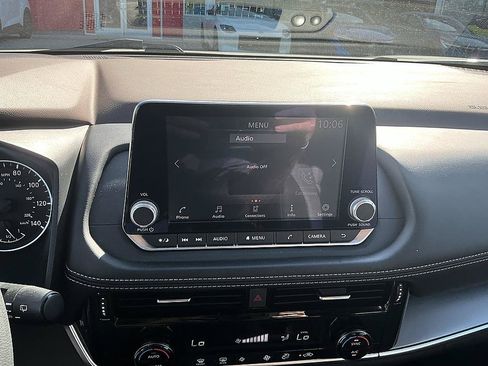 Certified 2021 Nissan Rogue SV AWD/4WD image 16