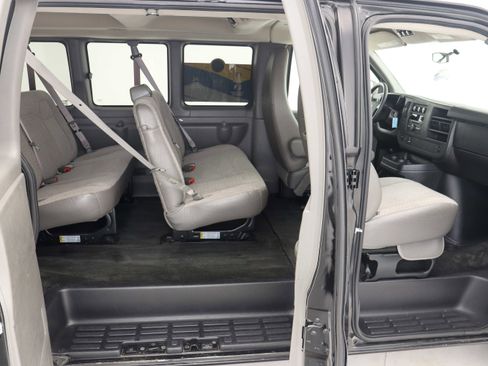 Used 2013 Chevrolet Express 2500 LS image 14