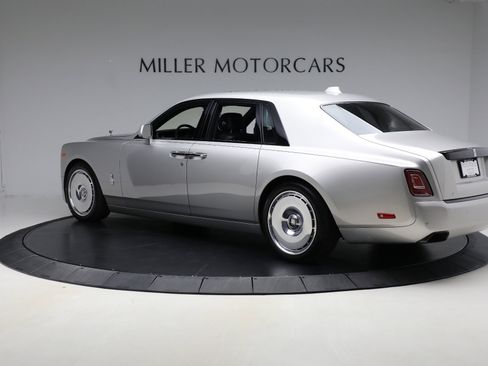 Certified 2023 Rolls-Royce Phantom Sedan w/ The Phantom Package image 8