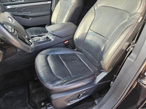 Used 2018 Ford Explorer Sport w/ Equipment Group 401A image 16