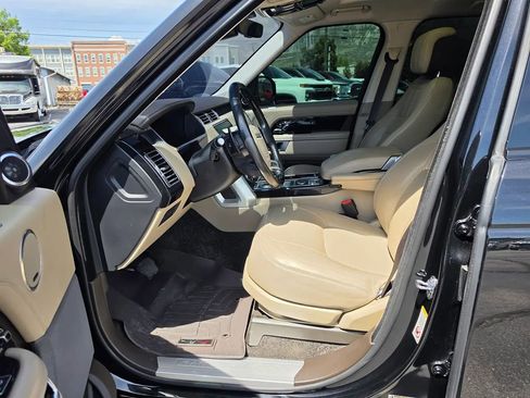 Used 2019 Land Rover Range Rover HSE AWD/4WD image 13