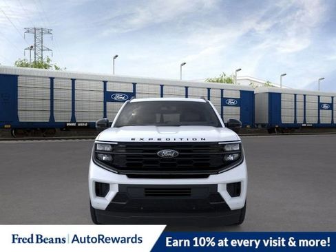 New 2025 Ford Expedition Platinum w/ Stealth Appearance Package image 7