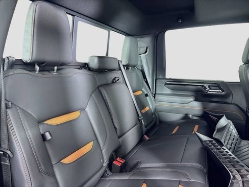 New 2026 GMC Sierra 3500 AT4 w/ AT4 Premium Plus Package AWD/4WD image 27