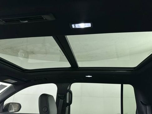New 2026 Chevrolet Traverse RS w/ LPO, Floor Liner Package AWD/4WD image 19