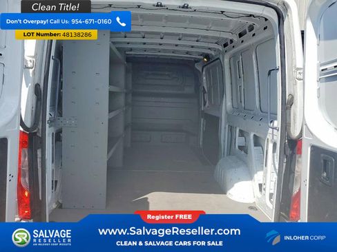 Used 2022 Mercedes-Benz Sprinter 1500 image 13