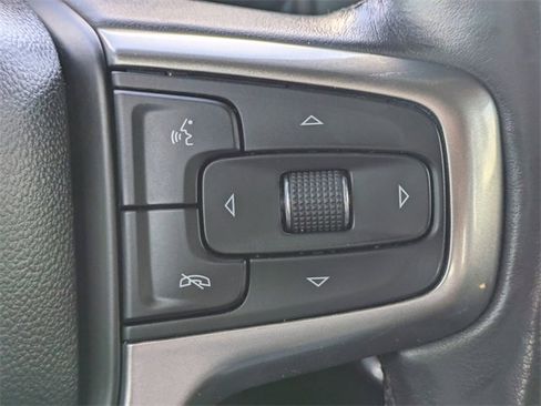 Used 2020 Chevrolet Silverado 1500 RST image 33