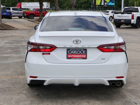 Used 2024 Toyota Camry SE FWD image 21