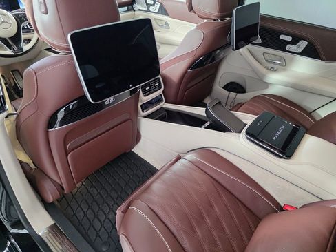 Certified 2025 Mercedes-Benz Maybach GLS 600 4MATIC image 15