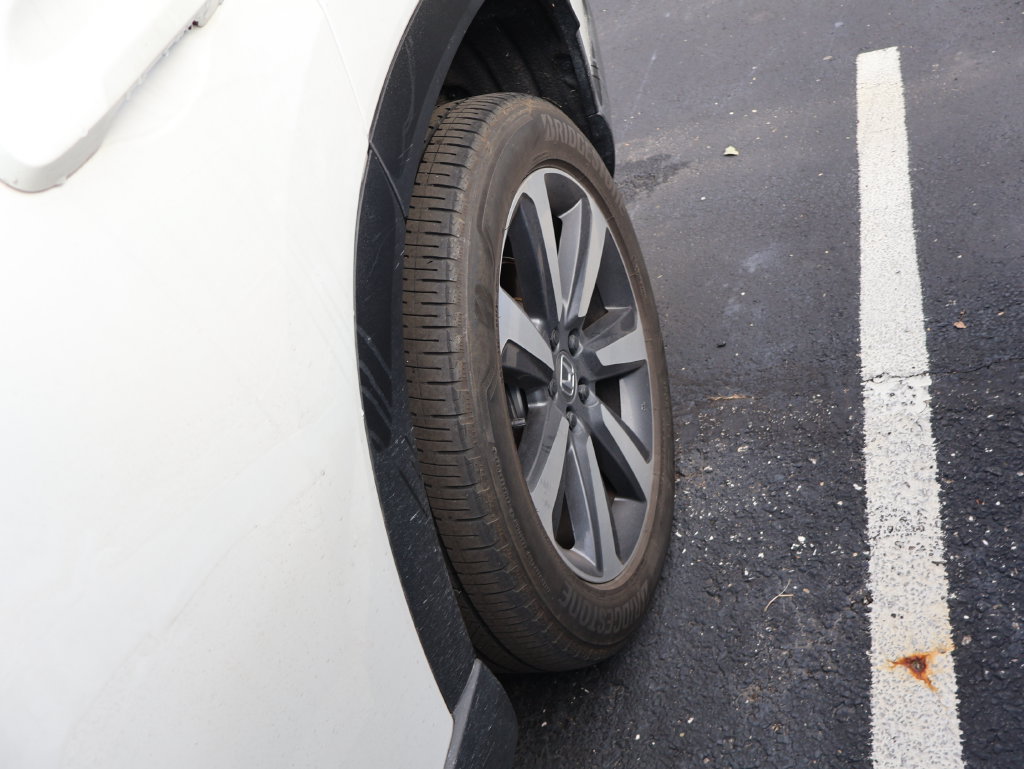 Used 2024 Honda Pilot Touring image 12