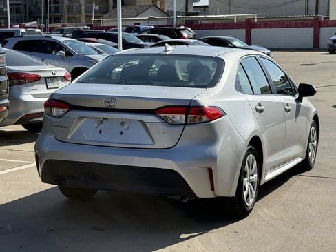 Used 2024 Toyota Corolla LE FWD image 4