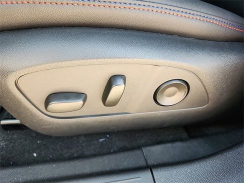 New 2025 Chevrolet Equinox EV RS image 12