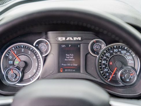 Used 2024 RAM 2500 Big Horn w/ Sport Appearance Package image 22