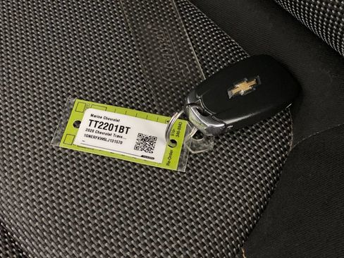 Used 2020 Chevrolet Traverse LS w/ LPO, Floor Liner Package FWD image 19