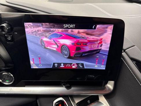 Used 2024 Chevrolet Corvette Stingray Coupe w/ Z51 Performance Package image 24