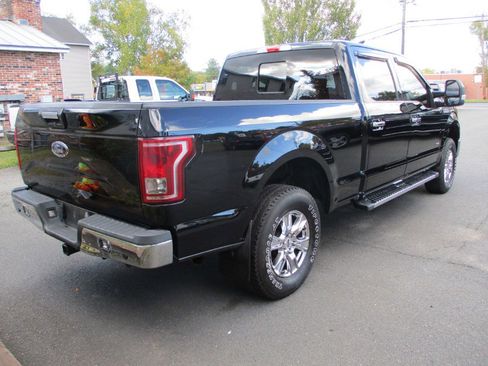 Used 2017 Ford F150 XLT w/ Equipment Group 302A Luxury image 7