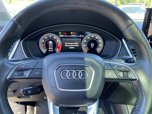 Used 2021 Audi Q5 2.0T Premium Plus w/ Premium Plus Package AWD/4WD image 16