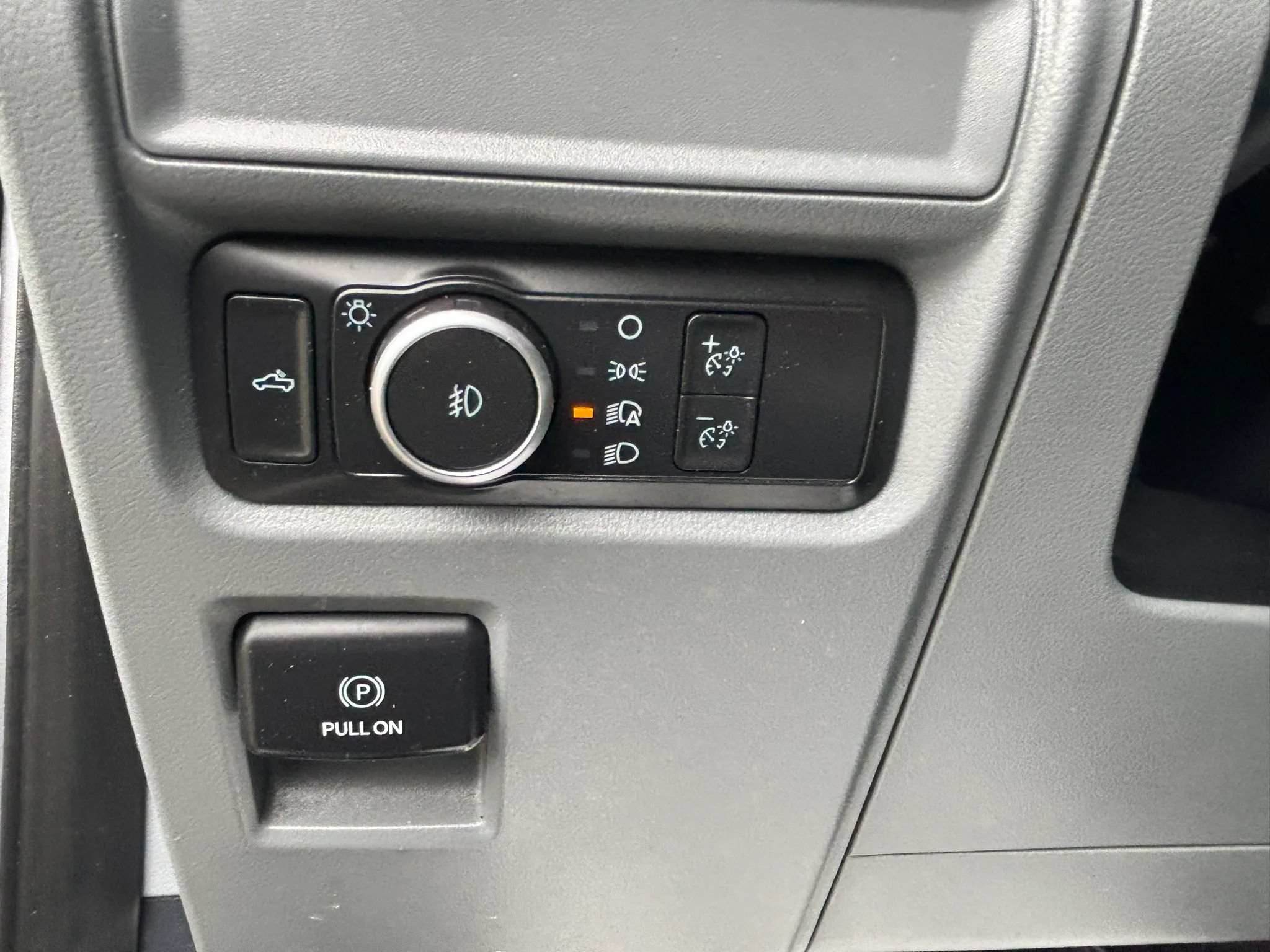 Used 2022 Ford F150 XLT AWD/4WD image 14