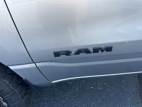 Used 2025 RAM 1500 Warlock AWD/4WD image 11