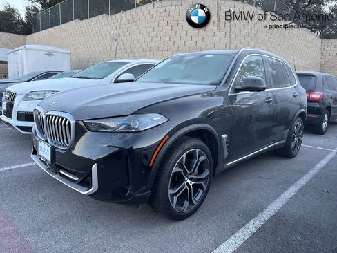 Certified 2024 BMW X5 sDrive40i w/ Premium Package image 1
