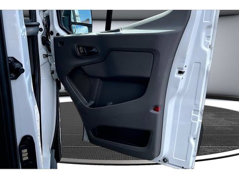 Used 2023 Ford Transit 350 XLT RWD image 25