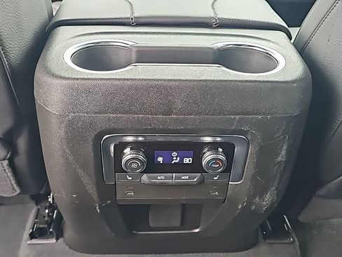 Certified 2025 GMC Yukon XL Denali image 18