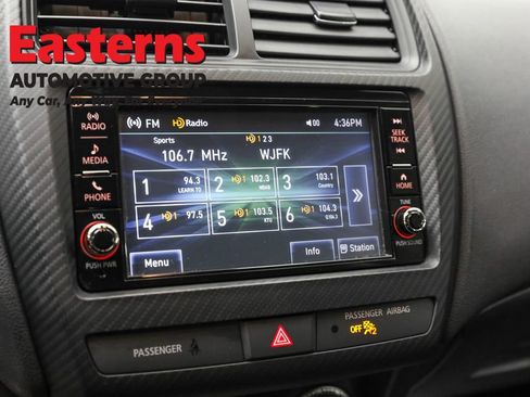 Used 2022 Mitsubishi Outlander Sport ES image 18
