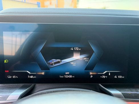 Used 2024 BMW i7 eDrive50 w/ M Sport Package RWD image 30