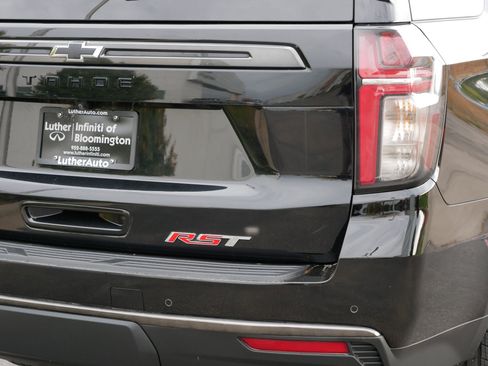 Used 2021 Chevrolet Tahoe RST image 17