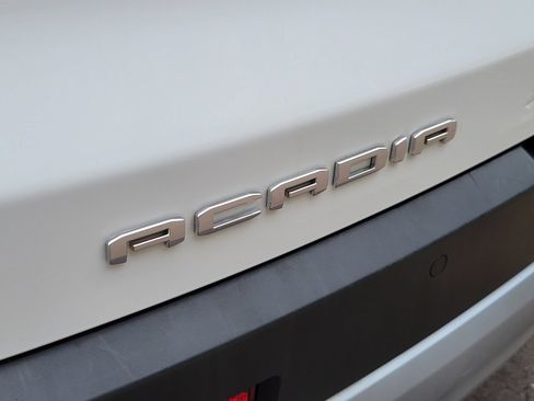 Used 2020 GMC Acadia SLT w/ Trailering Package FWD image 34