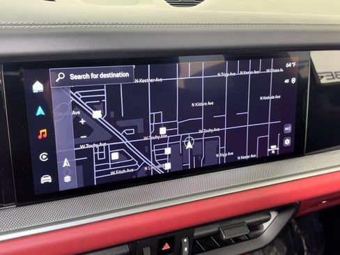 Used 2024 Porsche Cayenne image 29