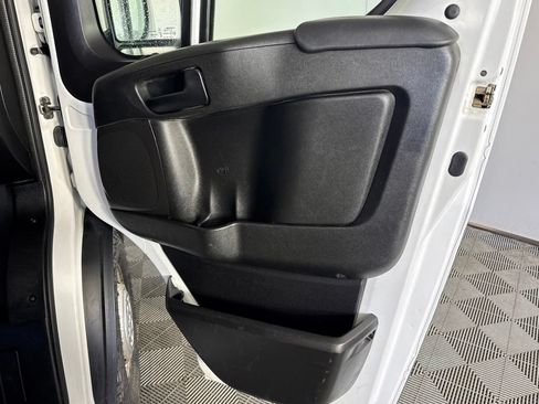 Used 2023 RAM ProMaster 2500 FWD image 34