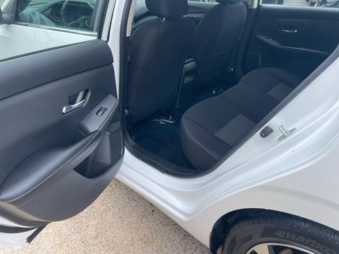 Used 2023 Nissan Sentra SV w/ All-Weather Package FWD image 39