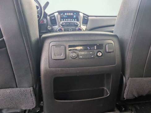 Used 2020 Chevrolet Tahoe Premier AWD/4WD image 36