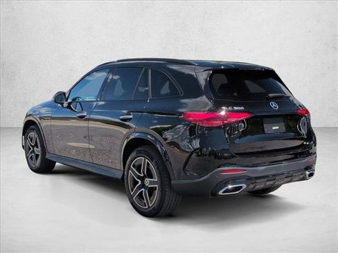 Used 2024 Mercedes-Benz GLC 300 image 8