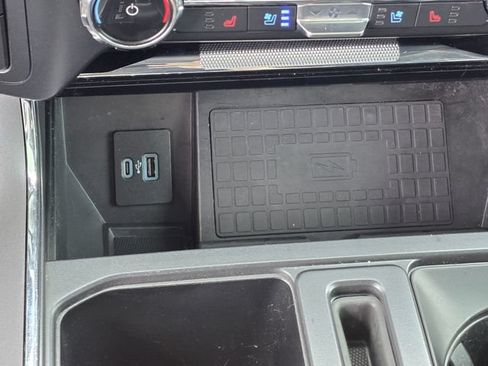 Used 2022 Ford F150 Lariat AWD/4WD image 24