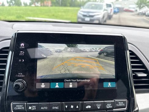 Used 2023 Honda Odyssey EX-L image 25
