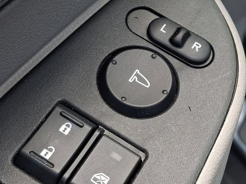 Used 2014 Honda Odyssey EX-L image 26