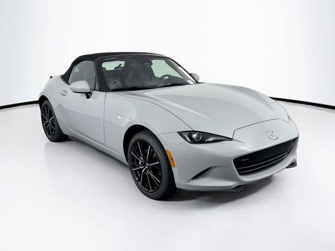 New 2026 MAZDA MX-5 Miata Grand Touring RWD image 9