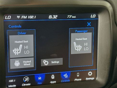 Used 2023 Jeep Renegade Trailhawk w/ Sun/Sound Group AWD/4WD image 14