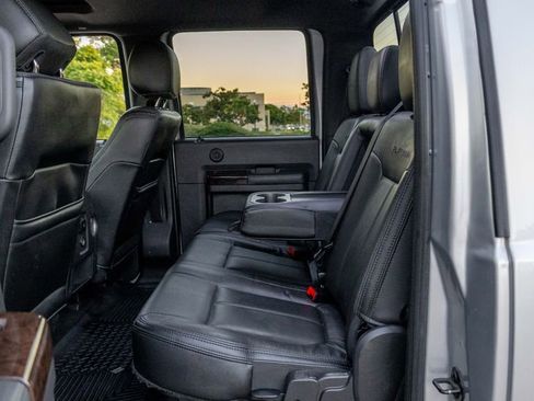 Used 2015 Ford F250 Platinum w/ FX4 Off-Road Package image 37