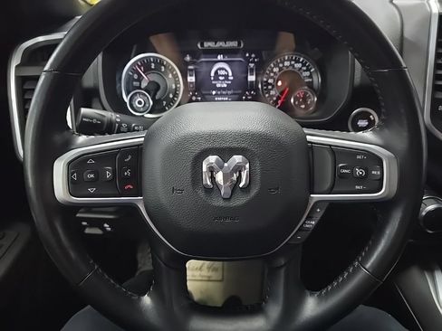 Used 2022 RAM 1500 Big Horn AWD/4WD image 18