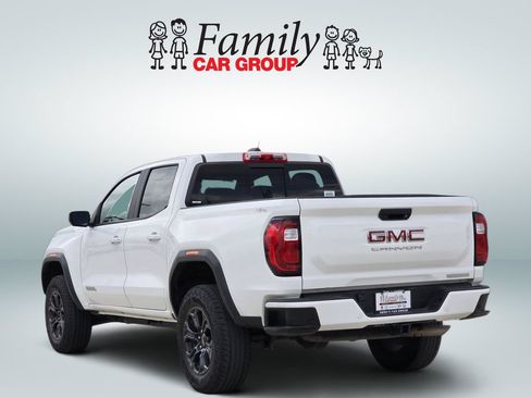 Used 2025 GMC Canyon Elevation w/ Convenience Package AWD/4WD image 3