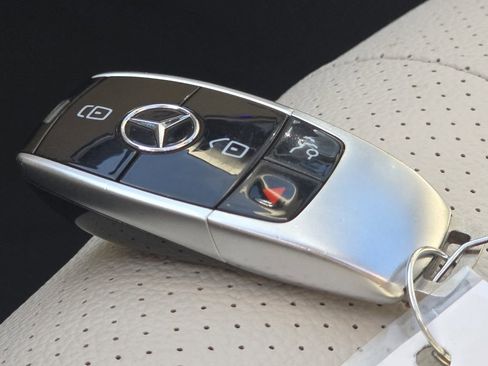 Used 2020 Mercedes-Benz E 350 E 350 w/ Premium Package image 35