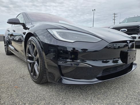 Used 2023 Tesla Model S Standard Range AWD/4WD image 25