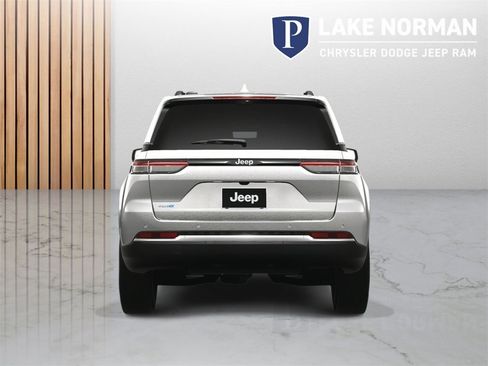 New 2024 Jeep Grand Cherokee Limited 4xe w/ Luxury Tech Group II image 11