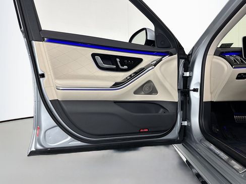 Certified 2024 Mercedes-Benz S 580 4MATIC Sedan image 21