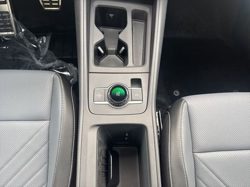 New 2026 Volkswagen Tiguan SE R-Line image 17