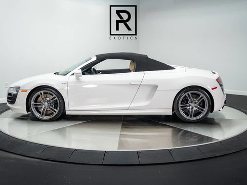 Used 2011 Audi R8 V10 AWD/4WD image 8